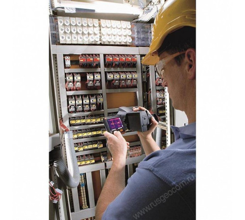 Комплект тепловизора Testo 890-2 c супер-телеобъективом C2 + C0 и опцией V1